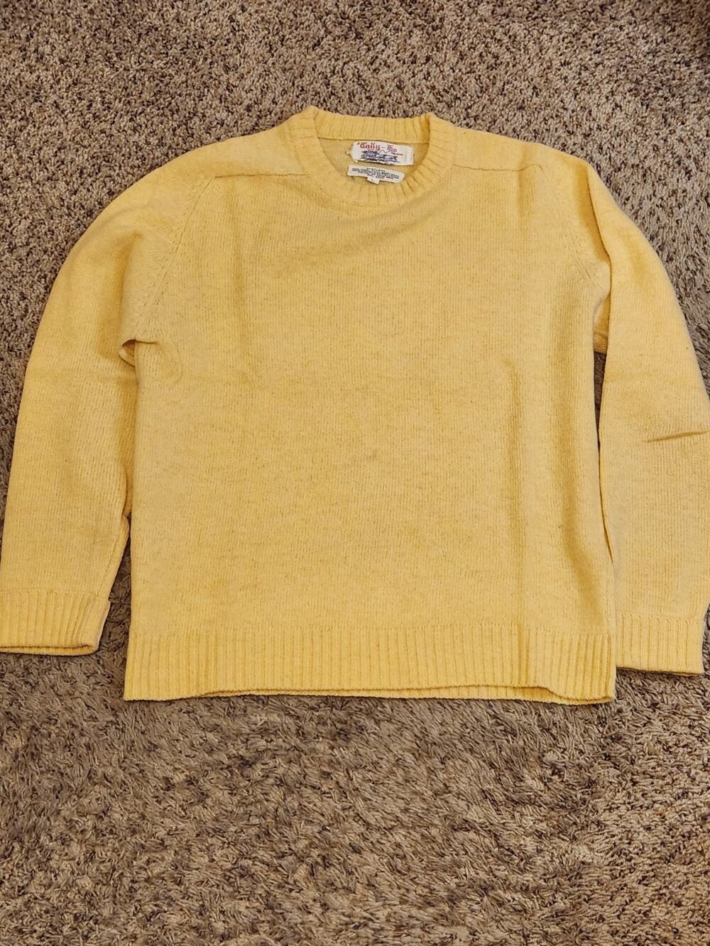 Tally Ho Sweater Women's L Yellow Shetlan Wool Long Sleeve Crew Neck Pullover